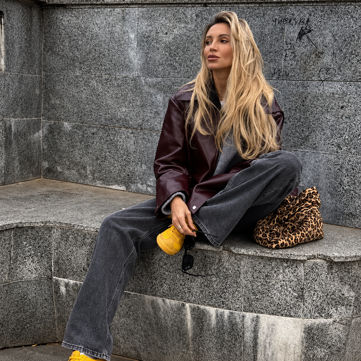 blouson cuir zippé style vintage femme